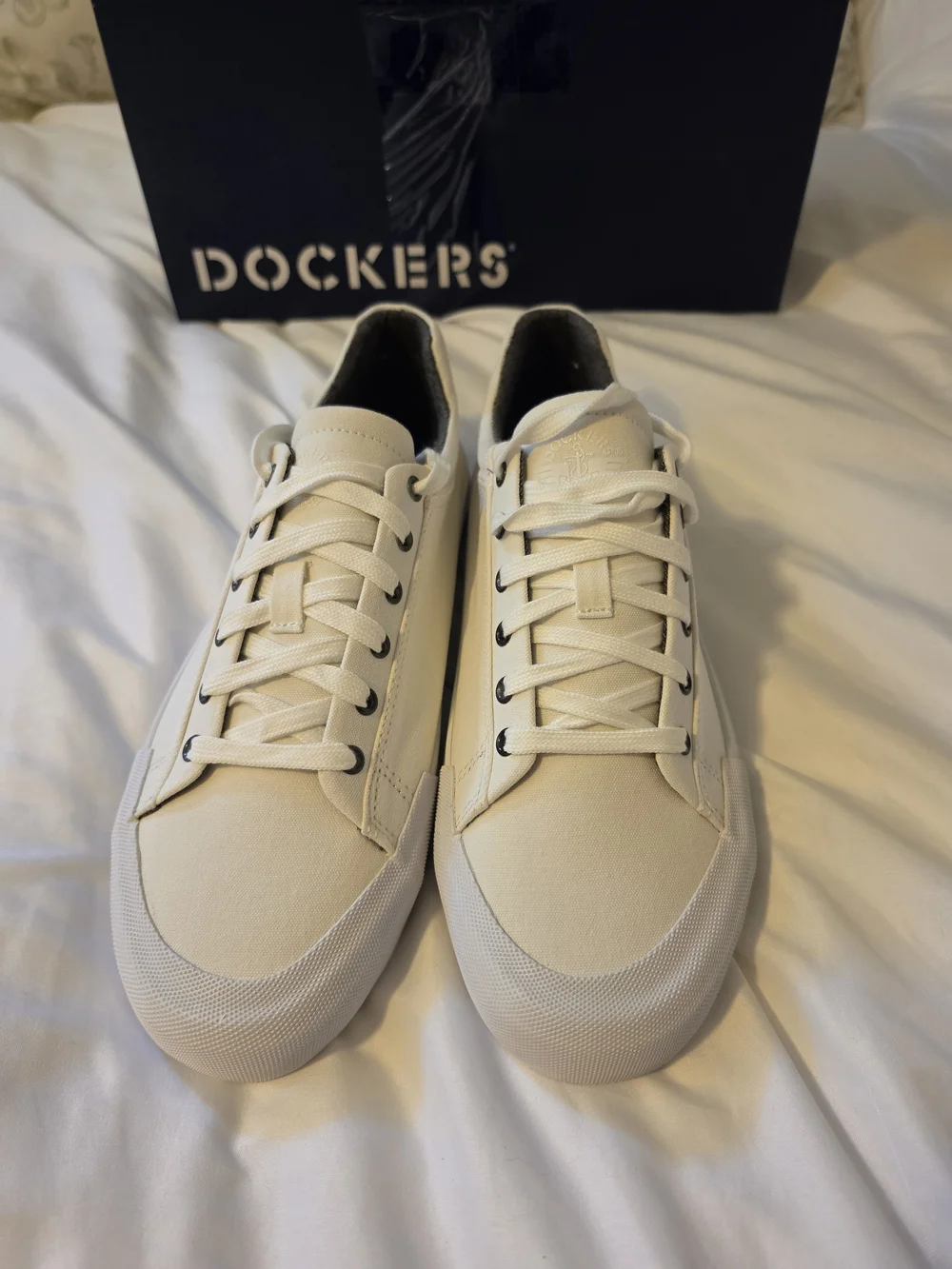 Dockers Men's White Canvas Low-Top Sneakers